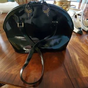 Yves Saint Laurent Shoulder Bag